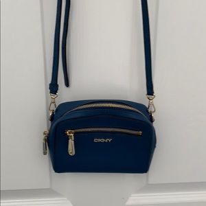 DKNY small purse barely used